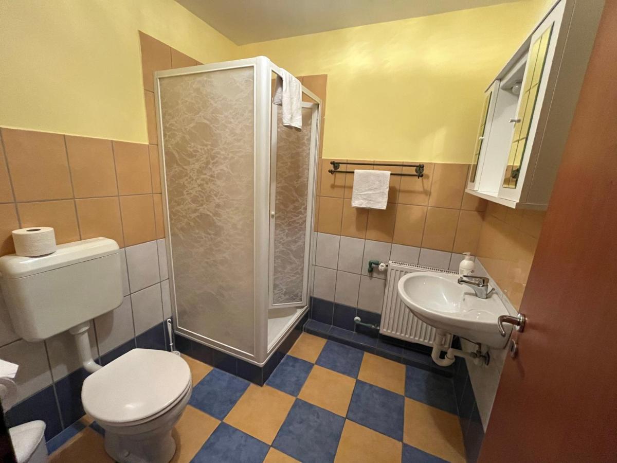 Erdei Vendeghaz Hotell Bogot Exteriör bild